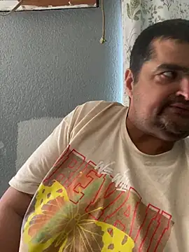 Miguel16i online show from 01/21/25, 06:02