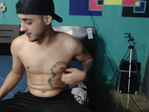 xxxxhotxoxo online show from 12/14/25, 06:19