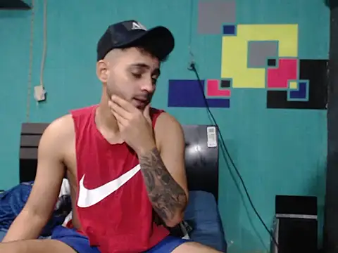 xxxxhotxoxo online show from 12/04/25, 06:45