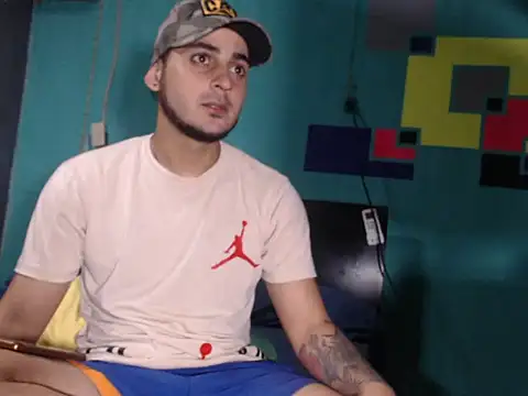 xxxxhotxoxo online show from 11/18/25, 09:51