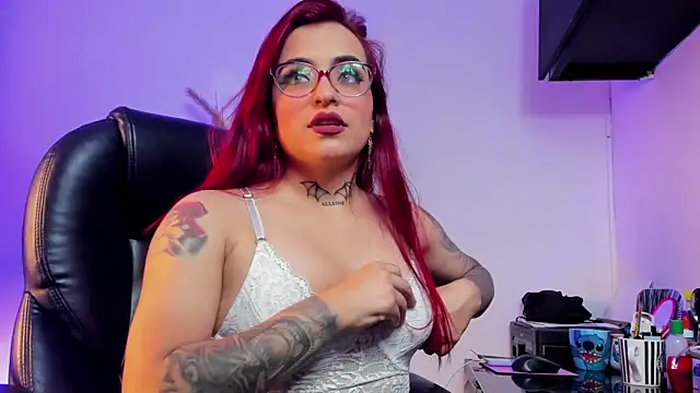 valeriee millerr  online show from 03/21/25, 07:35