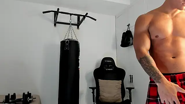 dan01  online show from 09/29/25, 07:37