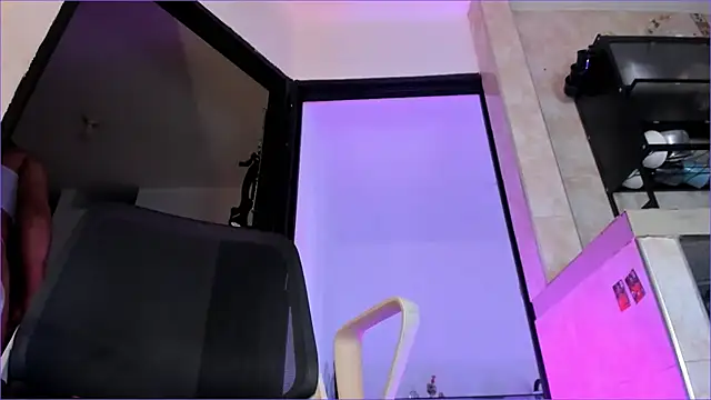 CandyLatinHott online show from 05/24/26, 07:14