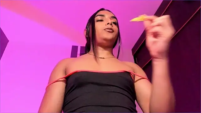 CandyLatinHott online show from 10/06/25, 01:07