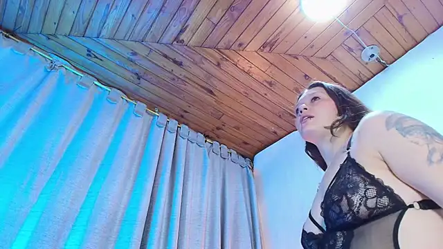 Eda Bonne online show from 04/05/26, 11:17