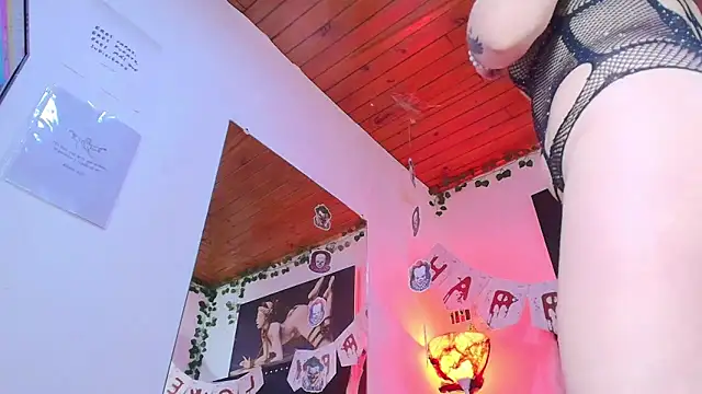 Eda Bonne online show from 10/21/25, 12:15