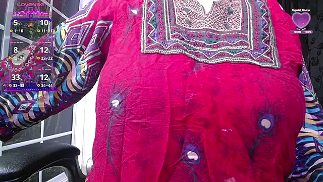 Snapshot of kalpanaaishaa chatting on 10/07/25, 10:05 kalpanaaishaa online show from 10/07/25, 10:05