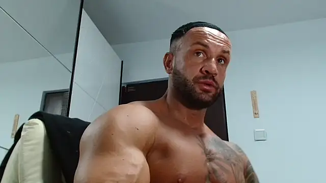 Magnificmuscles89 online show from 01/16/26, 10:52