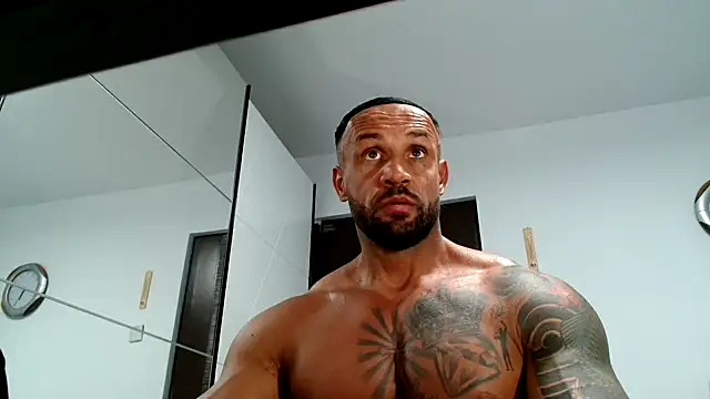 Magnificmuscles89 online show from 11/10/25, 03:28