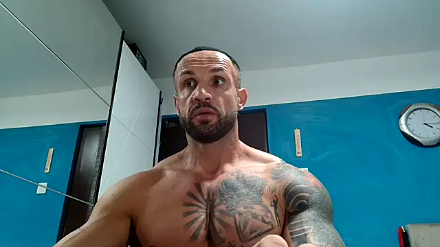 Magnificmuscles89 online show from 09/30/25, 01:17