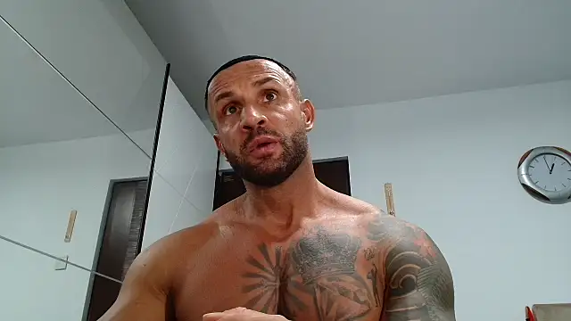 Magnificmuscles89 online show from 01/16/26, 10:58