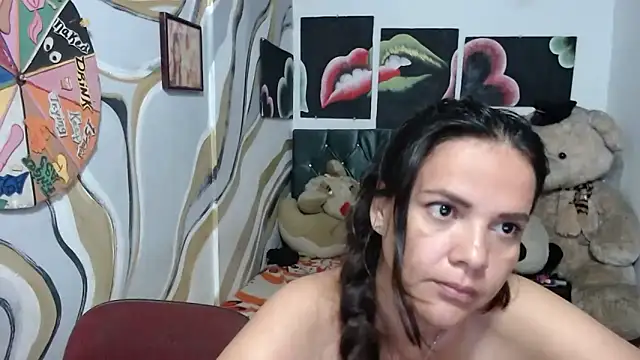 manzanahot9 online show from 02/23/26, 01:55