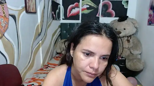 manzanahot9 online show from 02/19/26, 02:14