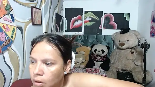 manzanahot9 online show from 03/19/26, 12:05