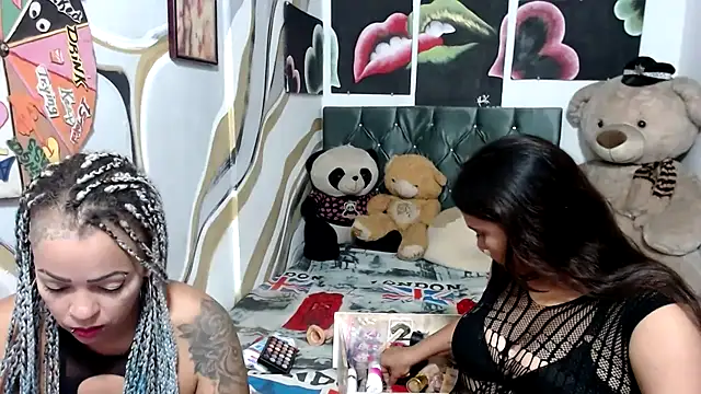 Snapshot of manzanahot9 chatting on 09/21/25, 11:32 manzanahot9 online show from 09/21/25, 11:32