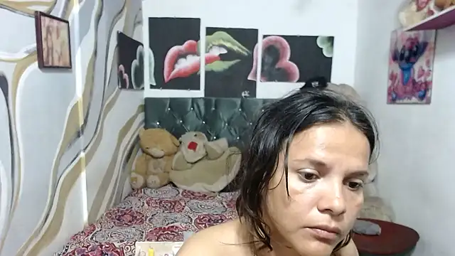 manzanahot9 online show from 03/24/26, 12:38