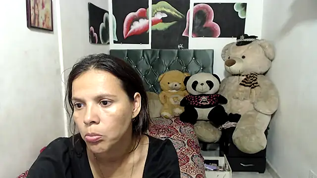 Snapshot of manzanahot9 chatting on 03/11/25, 07:14 manzanahot9 online show from 03/11/25, 07:14