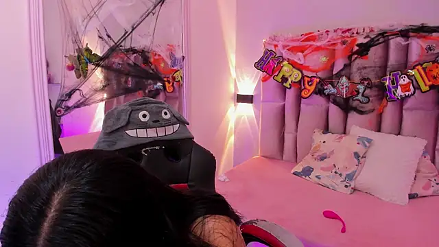 NikyBrookss online show from 10/17/25, 11:23