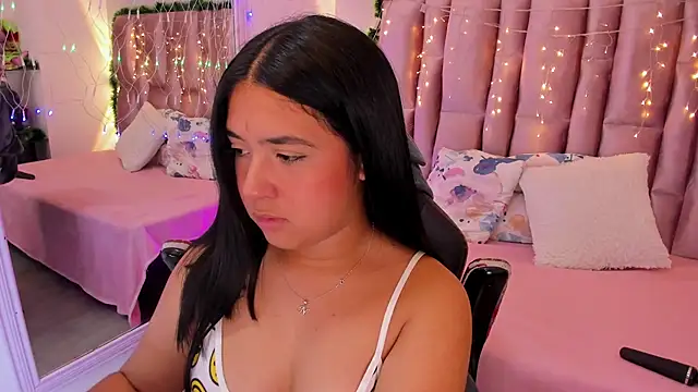 NikyBrookss online show from 12/15/25, 12:22