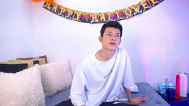 MaikCarver online show from 10/07/25, 03:40