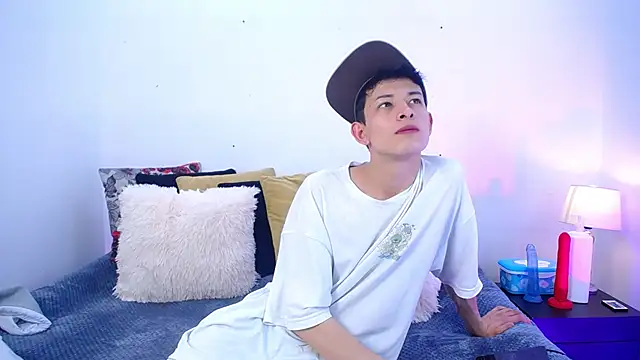 MaikCarver online show from 10/02/25, 03:32