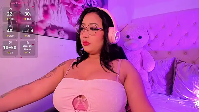 kitty roouse online show from 05/14/26, 05:59