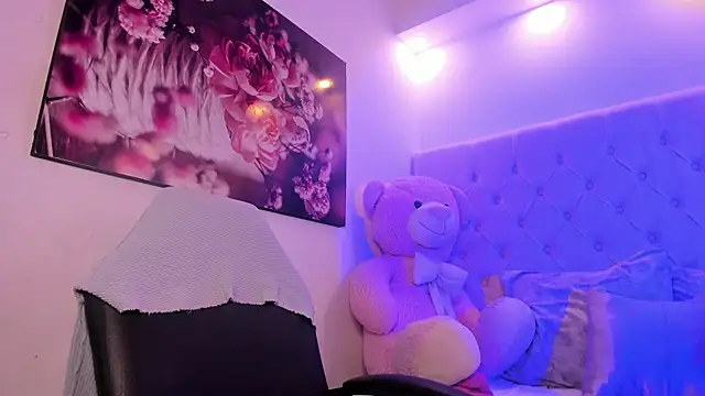 kitty roouse online show from 02/21/26, 04:36