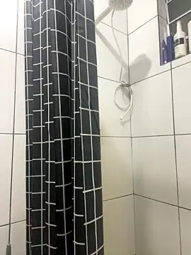 couple shy online show from 11/24/25, 01:38