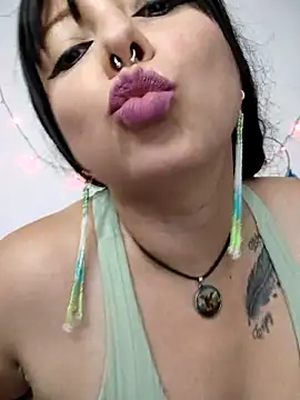 kristal ktl online show from 04/13/26, 01:31