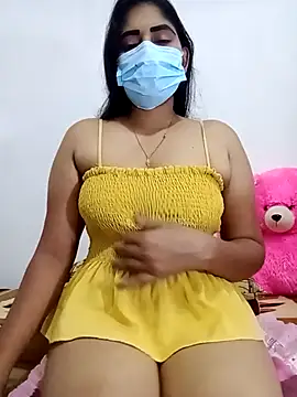 SLZAARA online show from 11/18/25, 08:23