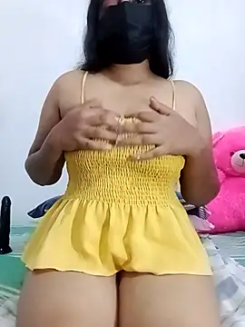 SLZAARA online show from 10/28/25, 08:19