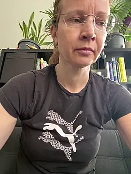 AnnikaRose online show from 03/17/26, 07:11