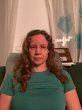 AnnikaRose online show from 01/14/26, 06:50