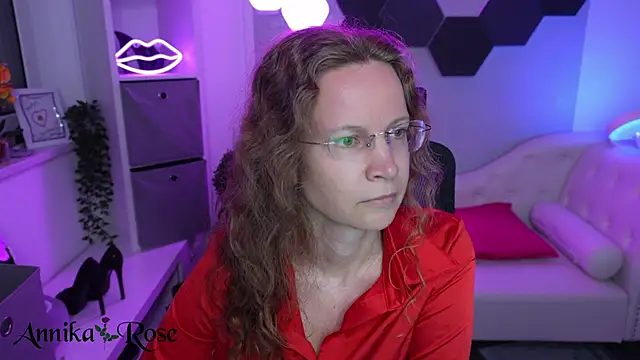 AnnikaRose online show from 03/26/26, 01:09