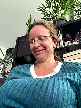 AnnikaRose online show from 09/24/25, 06:09