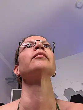 AnnikaRose online show from 07/07/26, 02:58