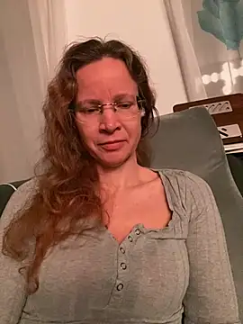 AnnikaRose online show from 01/16/26, 06:50