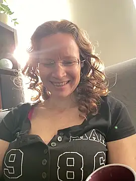 AnnikaRose online show from 03/19/26, 08:03