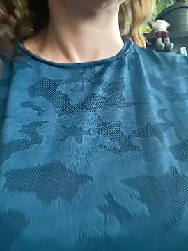 AnnikaRose online show from 03/04/26, 06:43