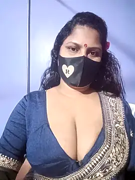 Snapshot of Baby_Sexy_10 chatting on 12/15/25, 04:24 Baby Sexy 10 online show from 12/15/25, 04:24