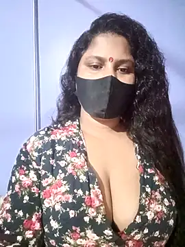 Snapshot of Baby_Sexy_10 chatting on 10/17/25, 03:58 Baby Sexy 10 online show from 10/17/25, 03:58
