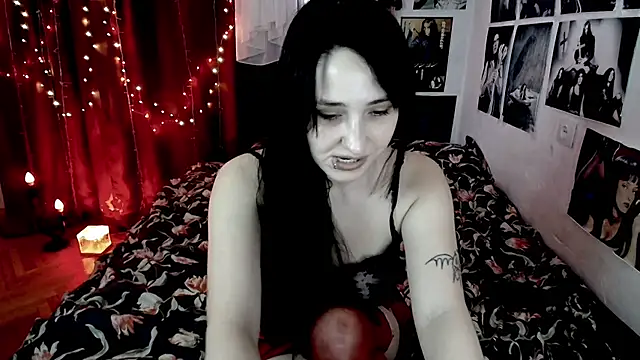 Snapshot of Tricky_Vicky666 chatting on 09/29/25, 09:16 Tricky Vicky666 online show from 09/29/25, 09:16