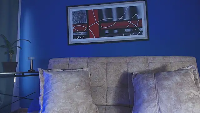 liccy hall online show from 11/06/25, 11:47