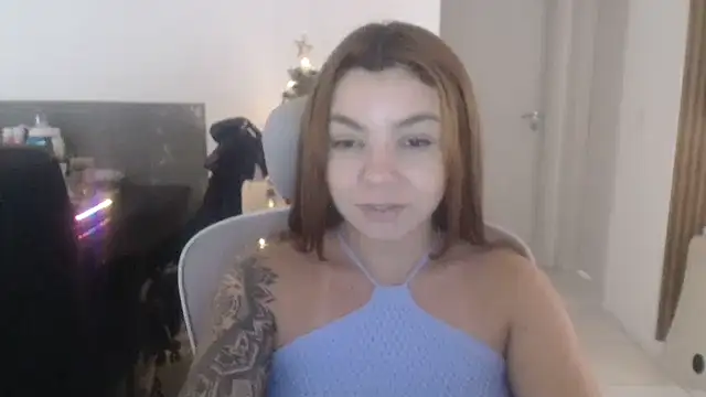 HotRuiva online show from 11/23/25, 11:09