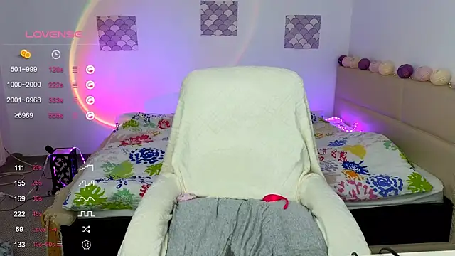 MiaMiki online show from 01/12/25, 06:05