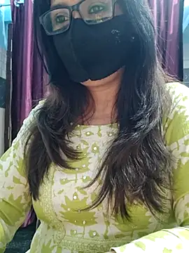 Aishwaryaa 69 online show from 12/15/25, 07:36