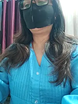 Aishwaryaa 69 online show from 02/16/26, 10:14