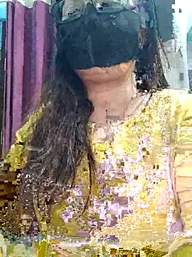 Aishwaryaa 69 online show from 04/30/26, 04:36