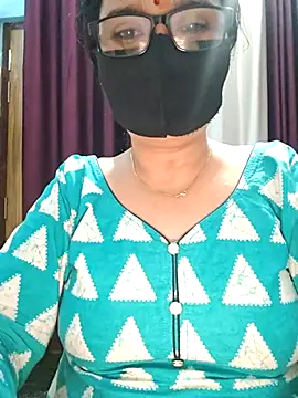 Aishwaryaa 69 online show from 10/04/25, 03:57