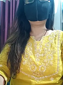 Snapshot of Aishwaryaa_69 chatting on 06/08/26, 02:45 Aishwaryaa 69 online show from 06/08/26, 02:45